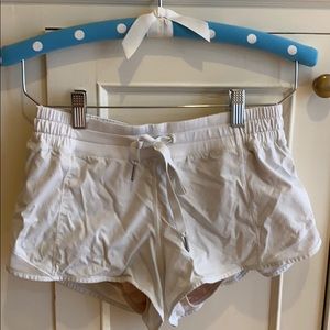 White lululemon hotty hot shorts